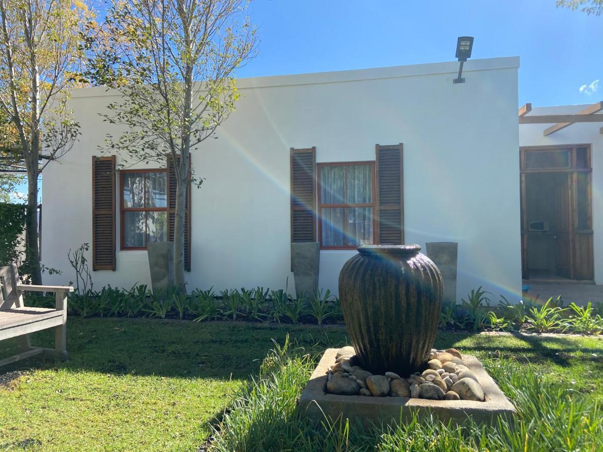 Cape Karoo Guesthouse Beaufort West Exterior foto