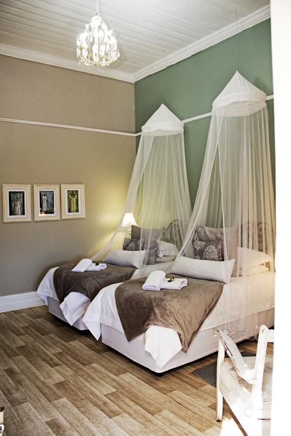 Cape Karoo Guesthouse Beaufort West Exterior foto