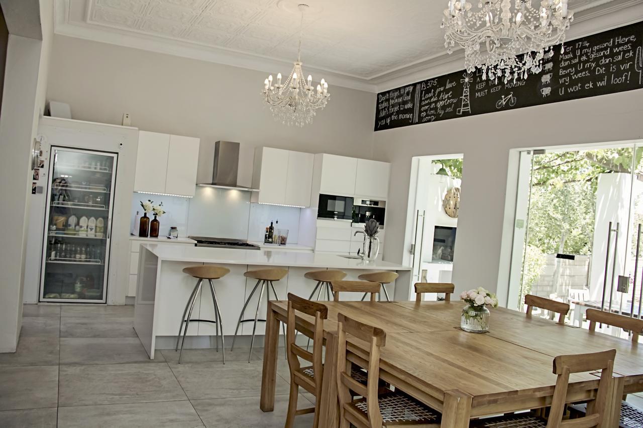 Cape Karoo Guesthouse Beaufort West Exterior foto